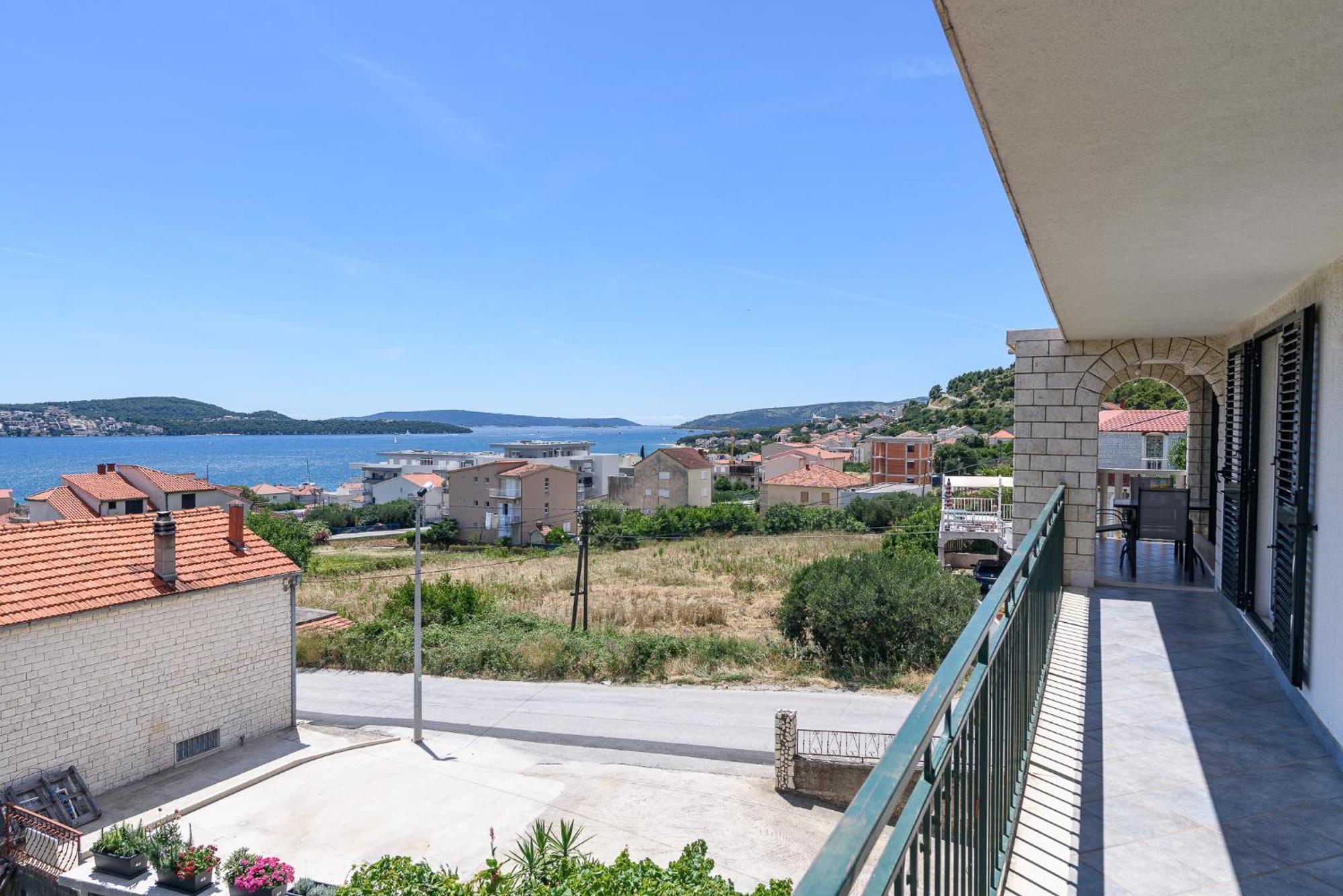 Apartments Eva Trogir Exterior foto